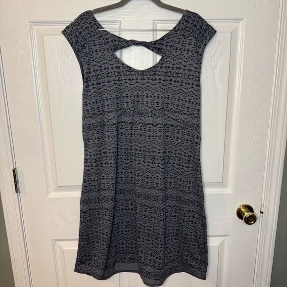 Marmot Annabelle Athletic Gray Sleeveless Sundress with Scoop Neck Size XL GUC - Picture 2 of 5